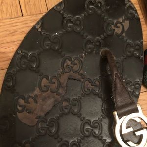 Gucci flip flop